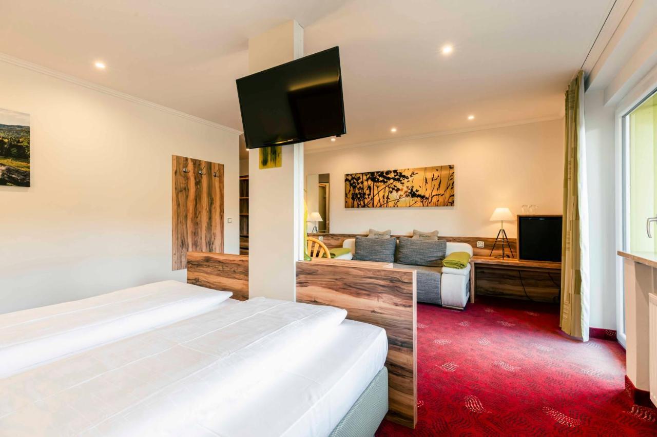 Landhotel Gruenwies -Bonsai-Wellness Garni (Adults Only) Lohberg Extérieur photo