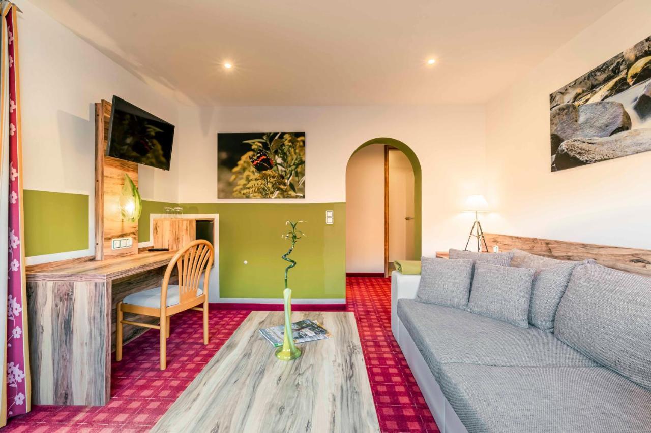Landhotel Gruenwies -Bonsai-Wellness Garni (Adults Only) Lohberg Extérieur photo