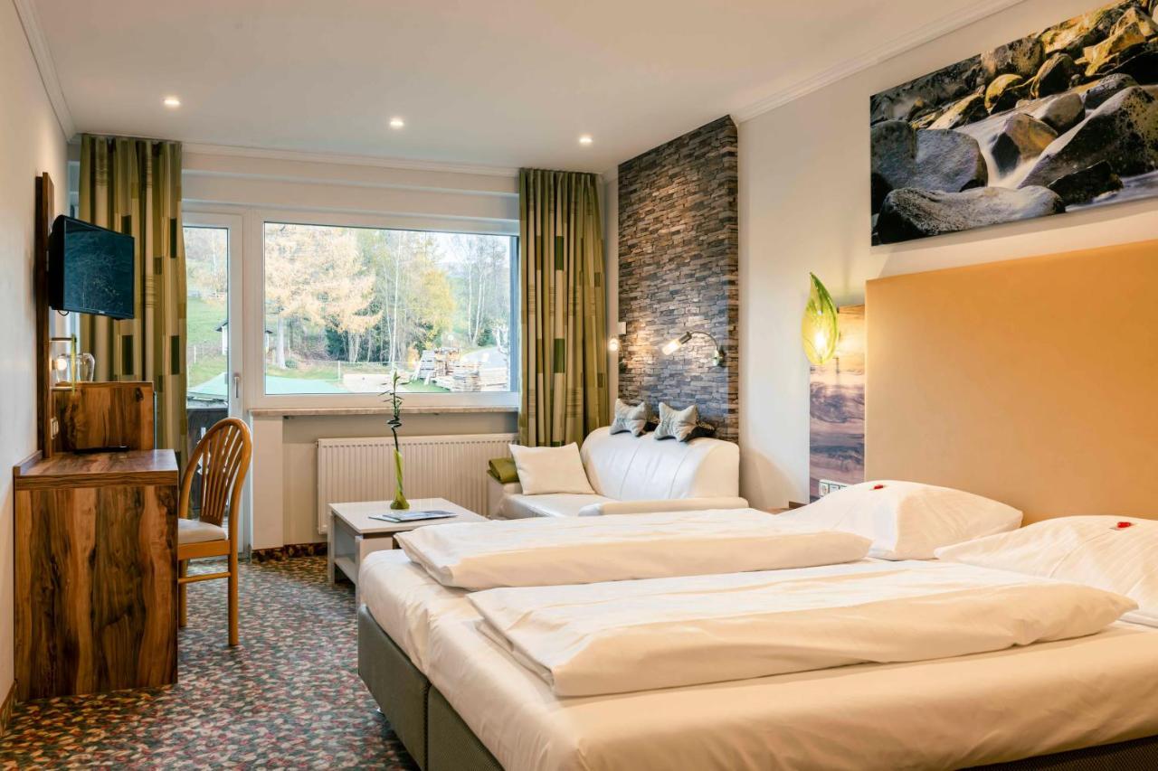 Landhotel Gruenwies -Bonsai-Wellness Garni (Adults Only) Lohberg Extérieur photo