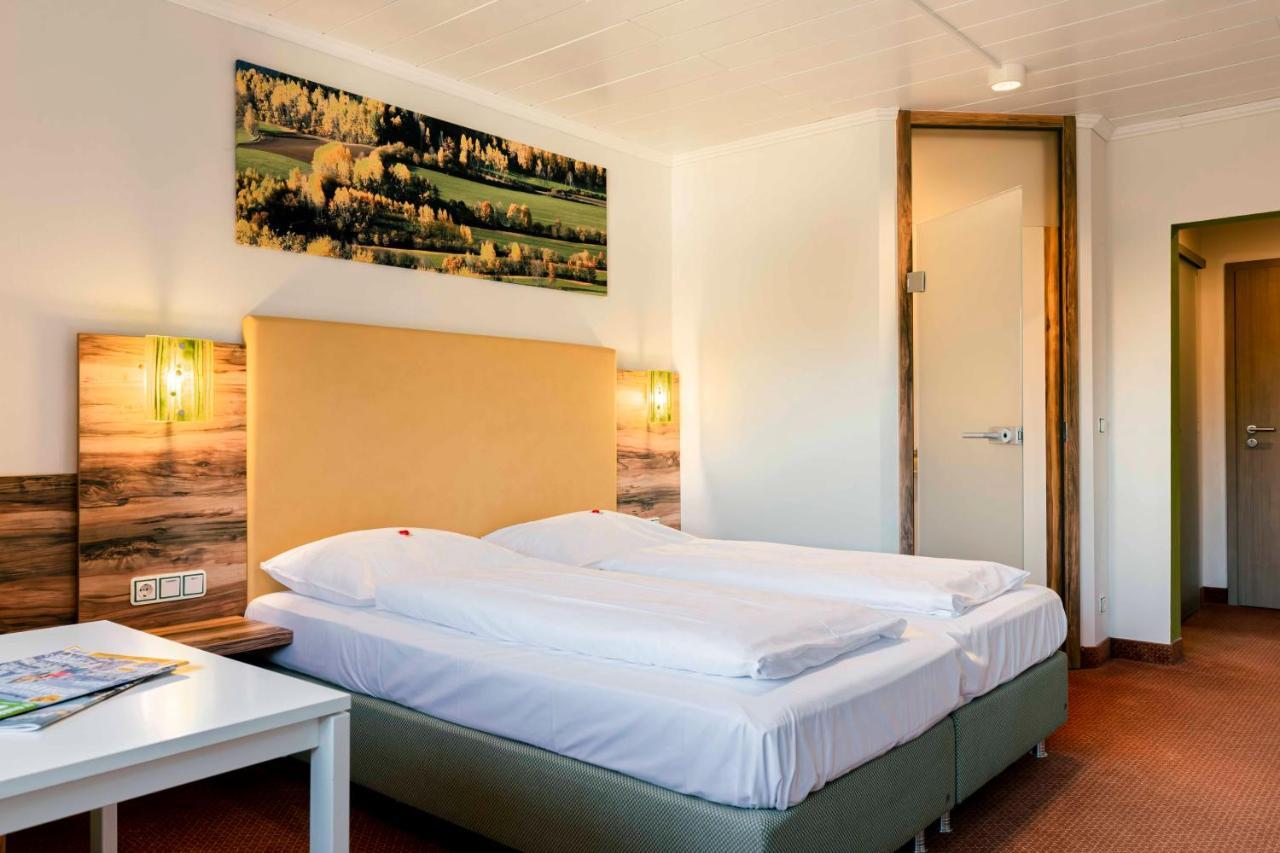 Landhotel Gruenwies -Bonsai-Wellness Garni (Adults Only) Lohberg Extérieur photo